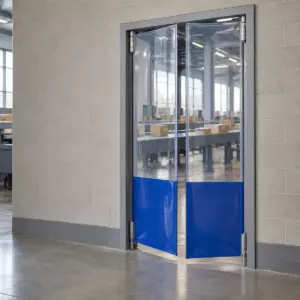 Маятниковая распашная двустворчатая эластичная дверь из ПВХ 230*140